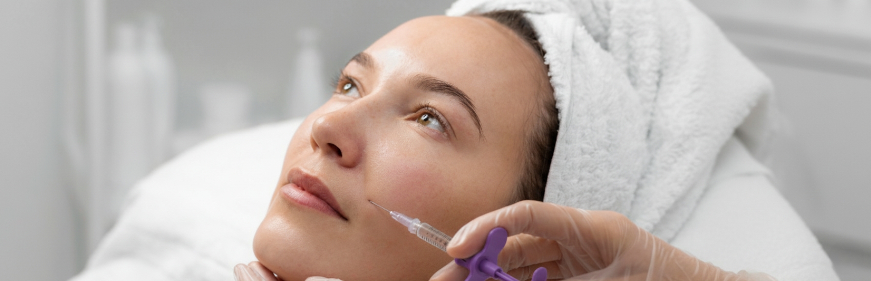 MONALISA ULTRA, relleno dérmico de alta densidad para mentón, pómulos y surcos profundos.