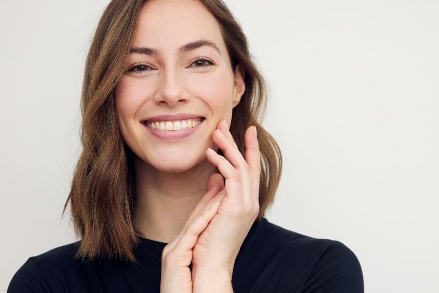 Modelo de MONALISA Skinboosters, inyectable de Ácido Hialurónico y Polinucleótidos para médicos estéticos y dermatólogos